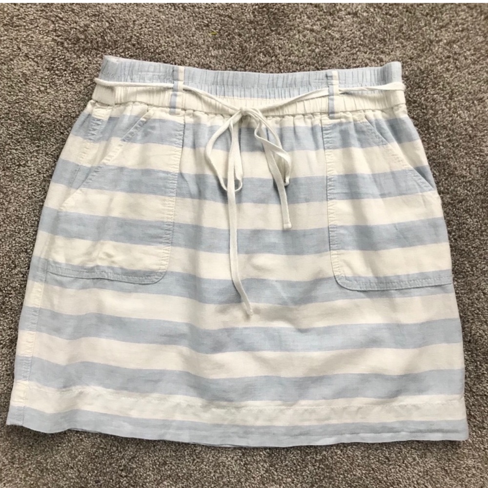Loft blue white striped skirt pockets